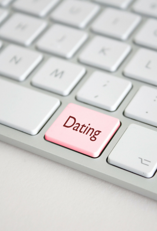 Getting Over The Fear of Online Dating.